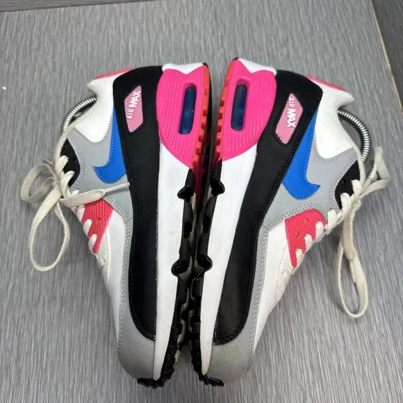 Nike Air Max 90 Sneakers Youth 7Y Women's 8.5 Retro Classic Running Shoes - Picture 7 of 9